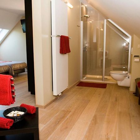 De Kiezel Bed & Breakfast Hasselt Eksteriør bilde